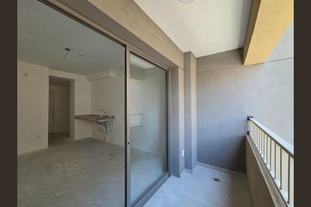 Studio à venda com 30m², 1 quarto e sem vagaVaranda