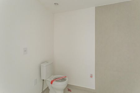 Banheiro de kitnet/studio à venda com 1 quarto, 31m² em Vila Nova Conceição, São Paulo