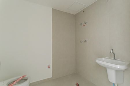 Banheiro de kitnet/studio à venda com 1 quarto, 31m² em Vila Nova Conceição, São Paulo