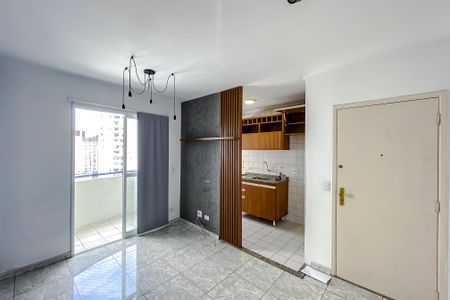 Sala de kitnet/studio para alugar com 1 quarto, 40m² em Liberdade, São Paulo