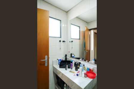 Apartamento à venda com 466m², 8 quartos e 8 vagasBanheiro da suíte