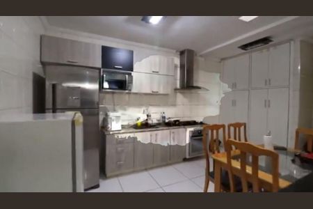 Casa à venda com 116m², 2 quartos e 2 vagasFoto 03