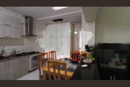 Casa à venda com 116m², 2 quartos e 2 vagasFoto 04