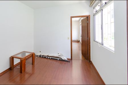 Apartamento à venda com 110m², 3 quartos e 1 vagaQuarto 2