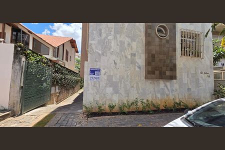 Apartamento à venda com 110m², 3 quartos e 1 vagaPlaquinha instalada