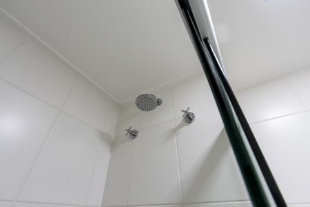 Apartamento à venda com 60m², 2 quartos e 1 vaga Apartamento à venda com 60m², 2 quartos e 1 vagaBanheiro do Corredor