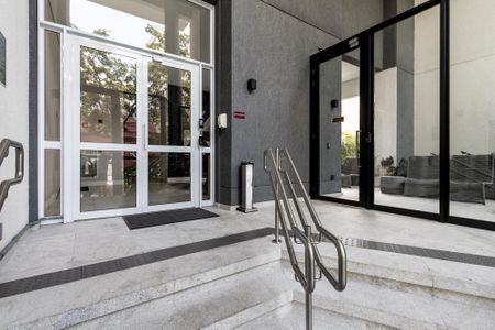 Apartamento à venda com 60m², 2 quartos e 1 vaga Apartamento à venda com 60m², 2 quartos e 1 vagaHall do Condomínio