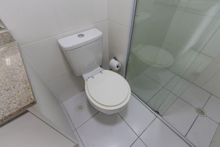 Apartamento à venda com 60m², 2 quartos e 1 vaga Apartamento à venda com 60m², 2 quartos e 1 vagaQuarto 1 - Banheiro da Suite