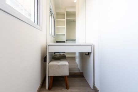 Apartamento à venda com 60m², 2 quartos e 1 vaga Apartamento à venda com 60m², 2 quartos e 1 vagaQuarto 2 - Closet