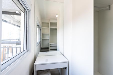 Apartamento à venda com 60m², 2 quartos e 1 vaga Apartamento à venda com 60m², 2 quartos e 1 vagaQuarto 2 - Closet