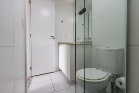 Apartamento à venda com 60m², 2 quartos e 1 vaga Apartamento à venda com 60m², 2 quartos e 1 vagaQuarto 1 - Banheiro da Suite