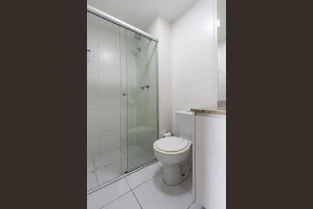 Apartamento à venda com 60m², 2 quartos e 1 vaga Apartamento à venda com 60m², 2 quartos e 1 vagaBanheiro do Corredor