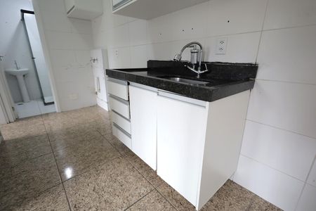 Apartamento para alugar com 35m², 2 quartos e 1 vaga Apartamento para alugar com 35m², 2 quartos e 1 vagaCozinha