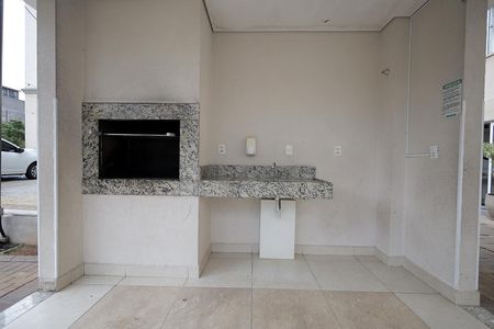 Apartamento para alugar com 35m², 2 quartos e 1 vaga Apartamento para alugar com 35m², 2 quartos e 1 vagaÁrea comum - Churrasqueira