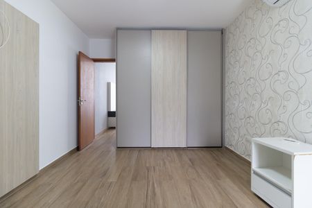Casa à venda com 215m², 3 quartos e 4 vagas Casa à venda com 215m², 3 quartos e 4 vagasSuíte 1