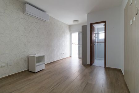 Casa à venda com 215m², 3 quartos e 4 vagas Casa à venda com 215m², 3 quartos e 4 vagasSuíte 1