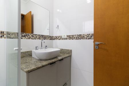 Casa à venda com 215m², 3 quartos e 4 vagas Casa à venda com 215m², 3 quartos e 4 vagasBanheiro da Suíte 3