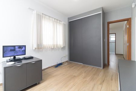 Casa à venda com 215m², 3 quartos e 4 vagas Casa à venda com 215m², 3 quartos e 4 vagasSala Íntima