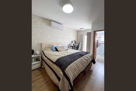 Suite 1 de casa à venda com 3 quartos, 215m² em Vila Gumercindo, São Paulo