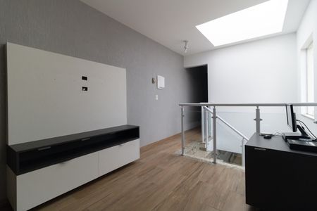Casa à venda com 215m², 3 quartos e 4 vagas Casa à venda com 215m², 3 quartos e 4 vagasSala Íntima