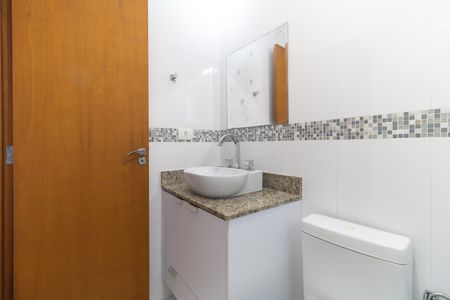 Casa à venda com 215m², 3 quartos e 4 vagas Casa à venda com 215m², 3 quartos e 4 vagasBanheiro da Suíte 2