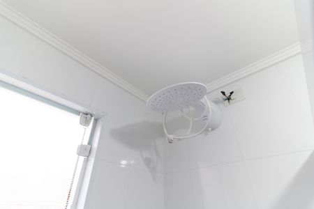 Casa à venda com 215m², 3 quartos e 4 vagas Casa à venda com 215m², 3 quartos e 4 vagasBanheiro da Suíte 1