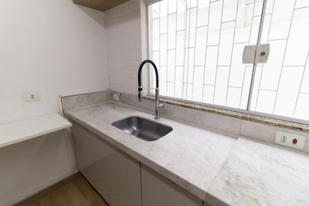 Casa à venda com 215m², 3 quartos e 4 vagas Casa à venda com 215m², 3 quartos e 4 vagasCozinha