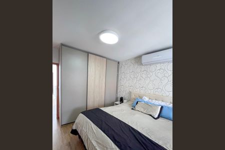 Casa à venda com 215m², 3 quartos e 4 vagasSuite 1