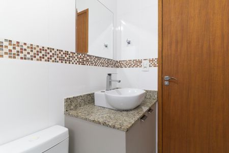 Casa à venda com 215m², 3 quartos e 4 vagas Casa à venda com 215m², 3 quartos e 4 vagasBanheiro da Suíte 1