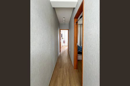 Casa à venda com 215m², 3 quartos e 4 vagasCorredor