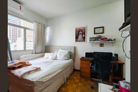 Apartamento à venda com 128m², 3 quartos e 2 vagasSuíte