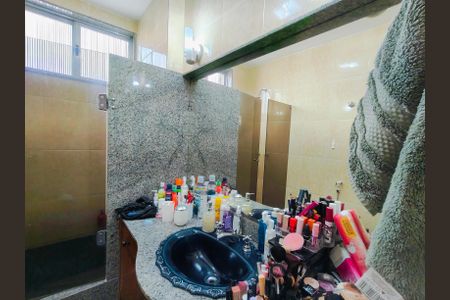 Apartamento à venda com 128m², 3 quartos e 2 vagasBanheiro da Suíte