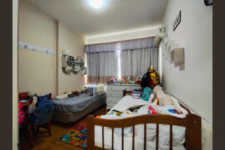 Apartamento à venda com 128m², 3 quartos e 2 vagasQuarto 2