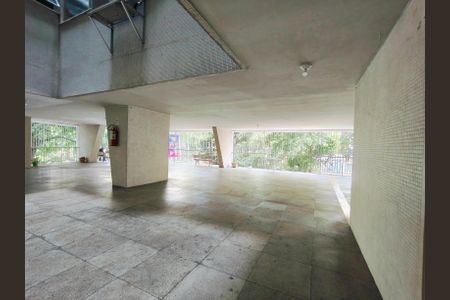 Apartamento à venda com 128m², 3 quartos e 2 vagasÁrea comum - Playground