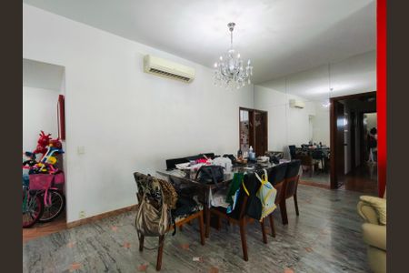 Apartamento à venda com 128m², 3 quartos e 2 vagasSala