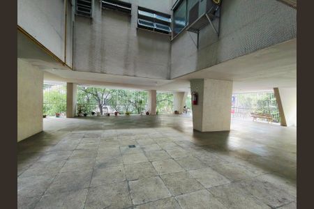 Apartamento à venda com 128m², 3 quartos e 2 vagasÁrea comum - Playground