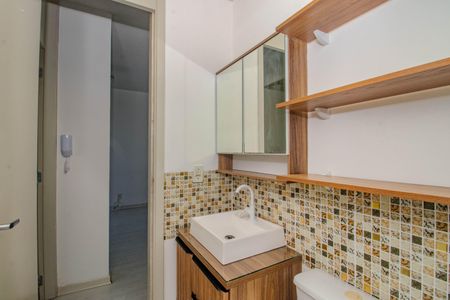Apartamento à venda com 45m², 2 quartos e 1 vaga Apartamento à venda com 45m², 2 quartos e 1 vagaBanheiro
