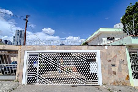 Casa para alugar com 136m², 3 quartos e 4 vagas Casa para alugar com 136m², 3 quartos e 4 vagasFachada - Plaquinha