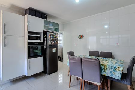 Casa para alugar com 136m², 3 quartos e 4 vagas Casa para alugar com 136m², 3 quartos e 4 vagasCozinha