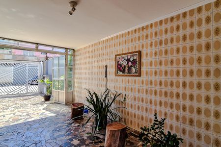 Casa para alugar com 136m², 3 quartos e 4 vagas Casa para alugar com 136m², 3 quartos e 4 vagasGaragem