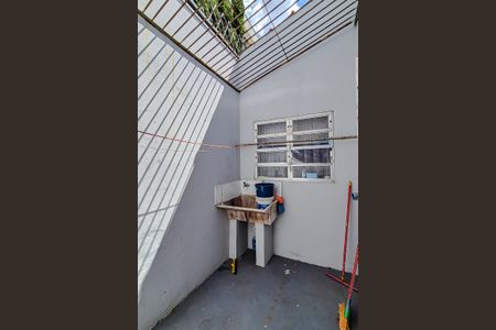 Casa para alugar com 136m², 3 quartos e 4 vagas Casa para alugar com 136m², 3 quartos e 4 vagasÁrea de Serviço