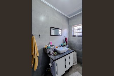 Casa para alugar com 136m², 3 quartos e 4 vagas Casa para alugar com 136m², 3 quartos e 4 vagasBanheiro da Suíte