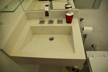 Casa à venda com 96m², 2 quartos e 1 vagaBanheiro 