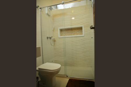 Casa à venda com 96m², 2 quartos e 1 vagaBanheiro 