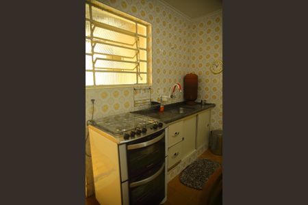 Casa à venda com 96m², 2 quartos e 1 vagaCozinha 