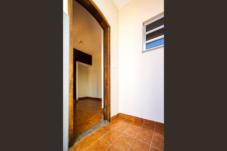 Casa para alugar com 110m², 2 quartos e 3 vagasHall da escada