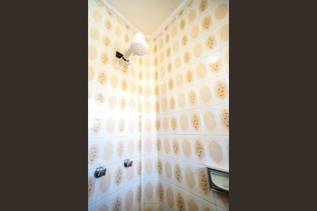 Casa para alugar com 110m², 2 quartos e 3 vagasChuveiro