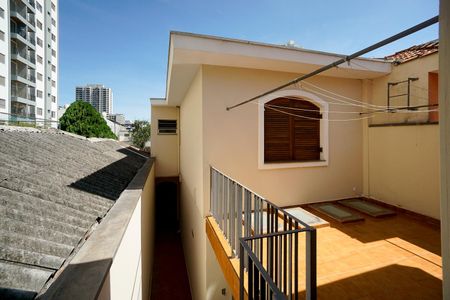Casa para alugar com 110m², 2 quartos e 3 vagasTerraço