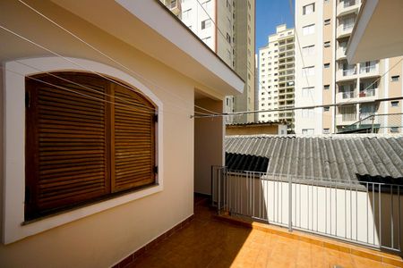 Casa para alugar com 110m², 2 quartos e 3 vagasTerraço