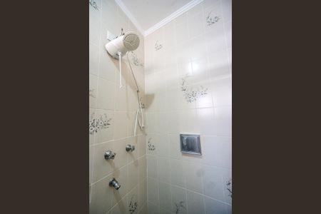 Casa para alugar com 110m², 2 quartos e 3 vagasChuveiro